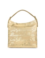 Sicuramente riuscirete a mettere moltissime cose data la capienza di questa borsa.In pelle stampata 