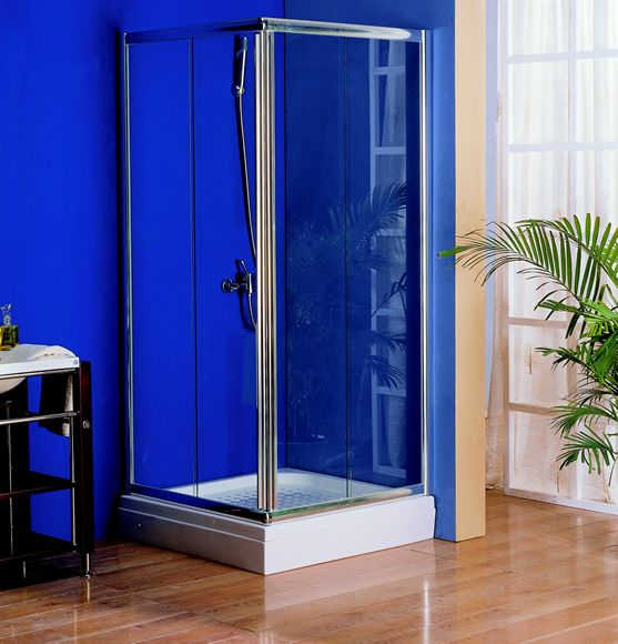 A simple classic corner shower with two sliding do