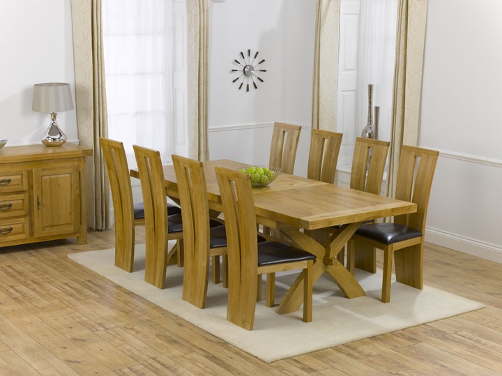 Unbranded Castillo Oak Extending Dining Table and 8