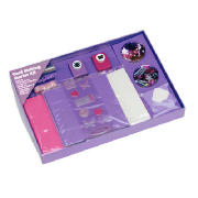 This luxury card making gift set contains everything you need to make 15 gorgeous hand made cards wi