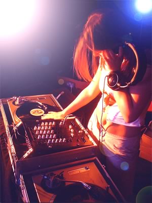 On arrival at the studio an experienced DJ, together with a Recording Engineer will give you a