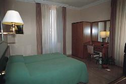 Unbranded Center Hotels