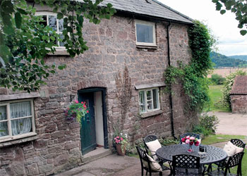 Unbranded Cider Mill Cottage
