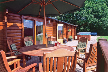 Unbranded Cider Mill Lodge