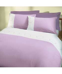 Includes 1 duvet cover and 2 pillowcases. 50% cott