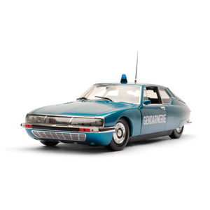 Norev has released a 1/18 scale replica of the Citroen SM Police car from 1974.