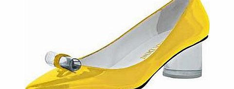 Patent leather shoes, hand made in Spain with a transparent block heel and rolled decoration on the front. Class International fx Shoe Features: Upper, lining and sock: Leather Sole: Other materials Heel height approx. 5 cm (2 ins)Please make sure th