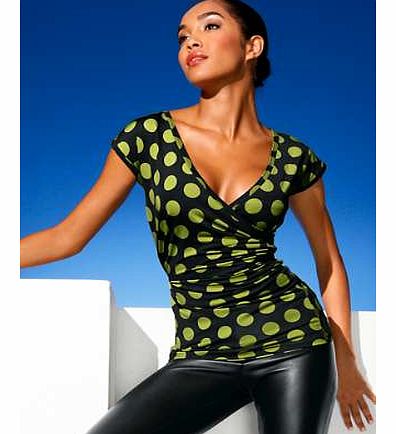 Large polka dot top with wrap-over style neck to emphasise shape supported by power-mesh lining to create a slimmer and flattering look.Class International fx Top Features: Washable 95% Polyester, 5% Elastane Power-mesh: 95% Polyester, 5% Elastane Le