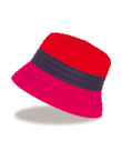Beautiful cloche hat in wool felt in a jaunty tric