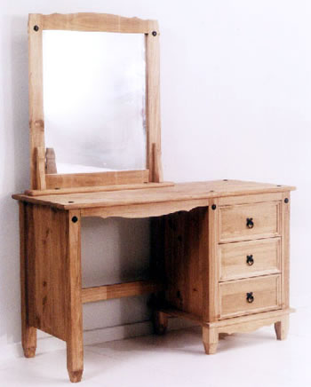 Colonial dressing table with mirror and stool