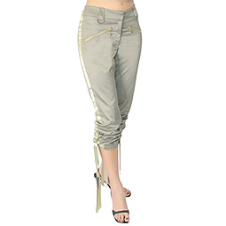 in the style of that seen on Holly Valance