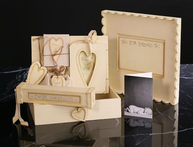 Unbranded Commemorative Baby Box Set