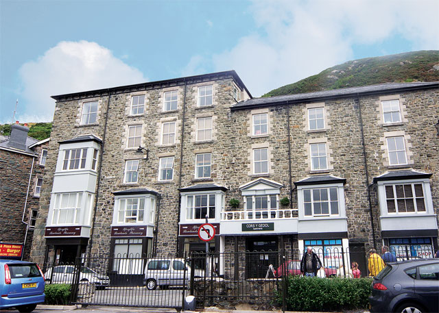 Unbranded Cors-Y-Gedol