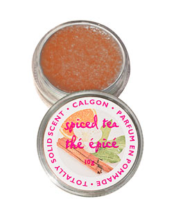 Is your regular perfume too heavy to carry around all day long?  Heres a quite brilliant idea 