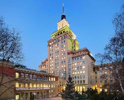 Unbranded Crowne Plaza