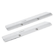 These silver coloured wiper blades come in a stylish design made from metal alloy.