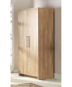Oak finish wardrobe with brushed silver finish handles.Hanging rail and 3 shelves.Size (H)190, (W)90
