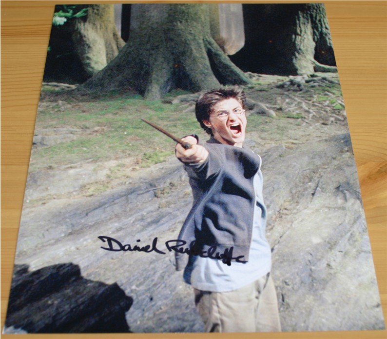 Terrific colour photograph of the Harry Potter actor which has been signed by Daniel Radcliffe in
