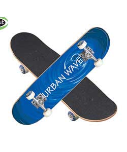 Full size Maple wood double kick skateboard.Features 54mm x 36mm wheels and ABEC 5 steel wheel