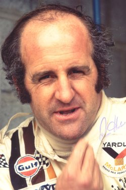 Denny Hulme signed Photo