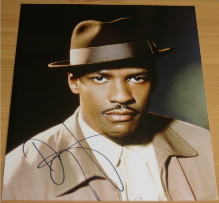 DENZIL WASHINGTON SIGNED 10 x 8 INCH COLOUR