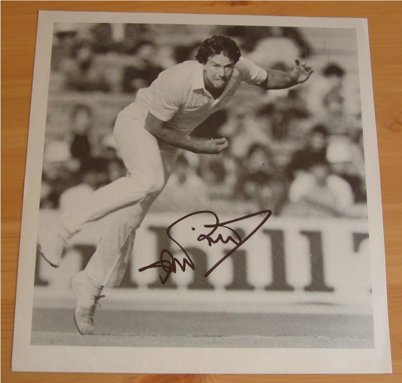 DEREK PRINGLE HAND SIGNED 8 x 8 INCH BOOK PAGE