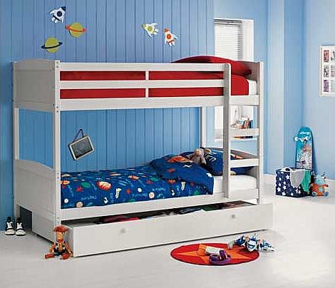These flexible bunk beds are perfect for families with young children. This white Detachable Single Bunk Bed Frame with Storage is great for maximising space in a bedroom (Barcode EAN=5703546066367)