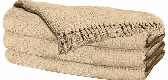 Made from 100% cotton this diamond throw is durable. soft-to-touch and versatile enough to respond to temperature changes. The cotton throw in a neutral stone shade will lock in warmth making it ideal for snuggling with indoors and its ideal for bed 