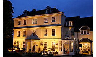 Set in the centre of the attractive country town of Haslemere, Georgian House Hotel is a calm and peaceful place to indulge. Youll receive three courses of tasty food in the hotels Squires Café Bar and Restaurant, which serves a variety of contemp