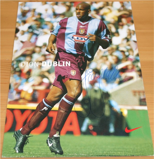 DION DUBLIN HAND SIGNED 8 x 6 PHOTO CARD