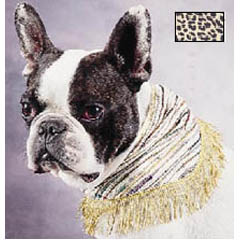 This Milan made bandana is sure to make your favourate pooch the talk of the neighbourhood. Suitable