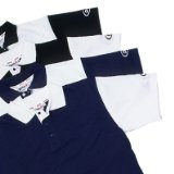 Polo shirt featuring contrasting sleves and collar. (Barcode EAN = 5051511061412).