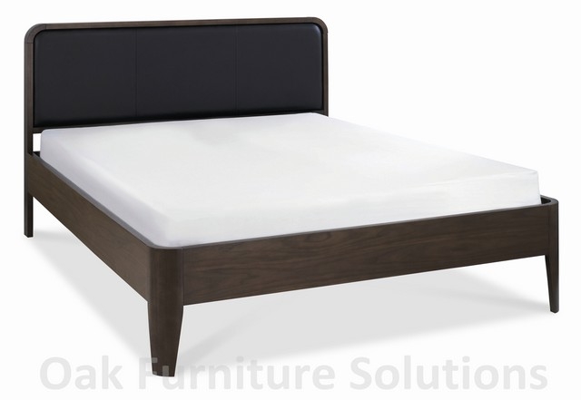 Unbranded Domino Walnut King Size Bedstead