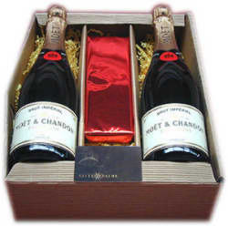 Why not surprise your loved one with this elegant