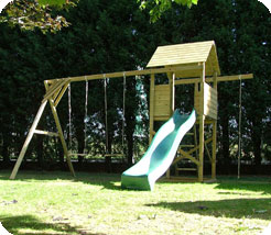 Fort Adventure climbing frame and swing set comes with 2 swings and a knotted rope. You can either