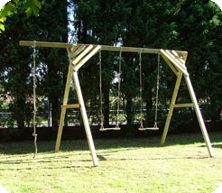 Dunster House Manhattan Swing Set