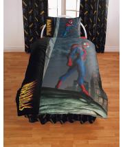 A must have for any Spider-Man fan looking to kit their room out in true web slinging style. Duvet