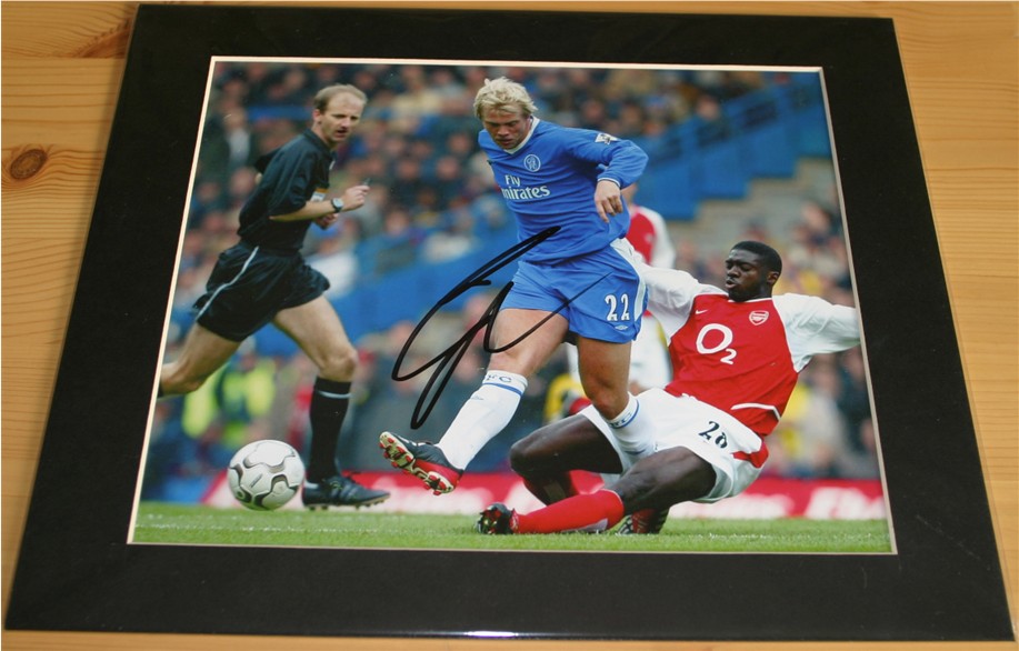 EIDER GUDJOHNSEN SIGNED and MOUNTED PHOTO - 12 x