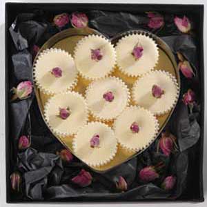 Eight Aromatherapy Cupcake Bath Melt in a Gift