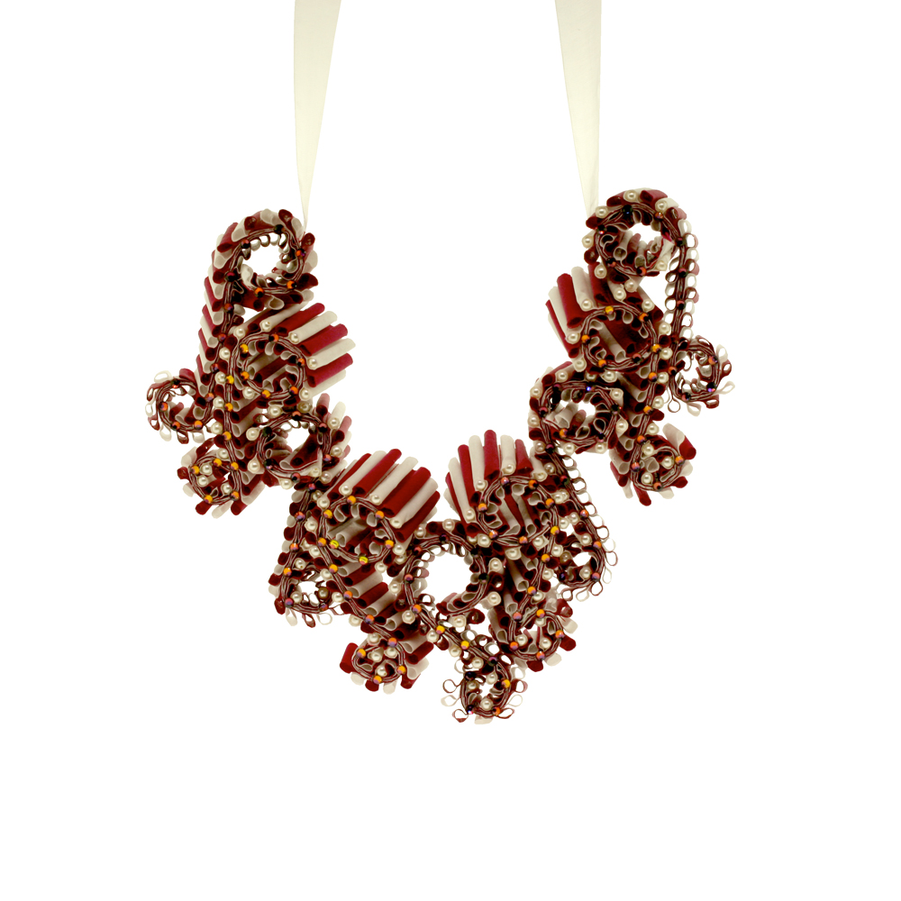 Unbranded Elizabethan Necklace - Magenta