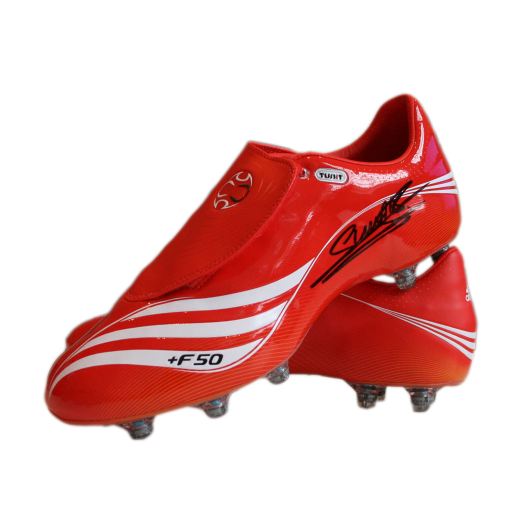 This Adidas   F50 football boot is the current top of the range model as worn by Arsenal striker Emm