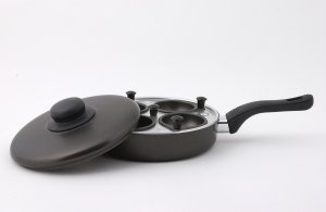 Unbranded Everyday non-stick 4 cup poacher