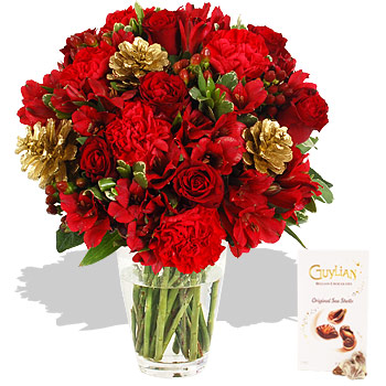 Unbranded Extra Large December Bouquet and Chocolates -