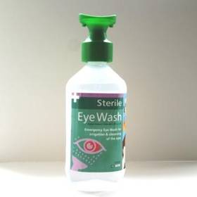 Eyewash Solution 500ml complete with eye cap