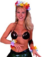 Made of real coconut shell. A perfect detail to any island beauty!