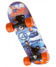 Whizz around like the Fantastic Four on four wheels with this cool mini-skateboard