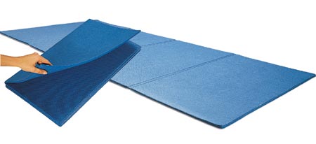 This handy folding mat is made from SPE-schaum