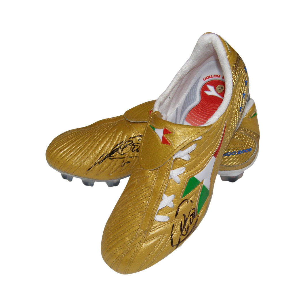 Unbranded Francesco Totti Signed Maximus Italia Football Boot