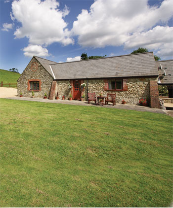 Unbranded Freewaters Cottage