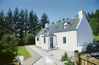 Unbranded Gartally Cottage